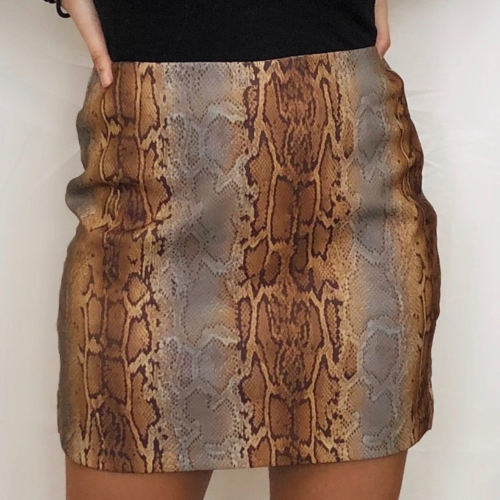 MULTICOLOR SNAKEPRINT MINI SKIRT